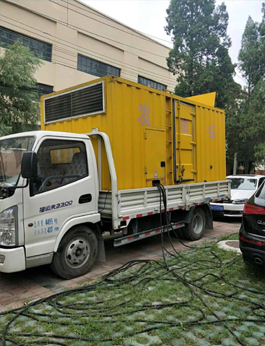 苏仙发电车出租-柴油发电机组排烟系统设计要求及其考虑因素