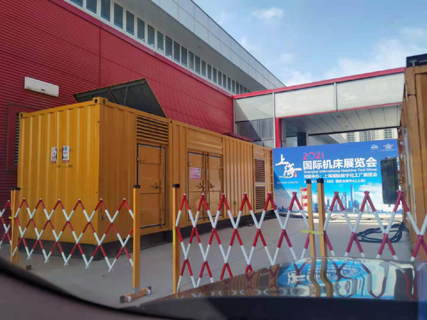 苏仙发电车出租-发电机无电压或电压太低怎么办？